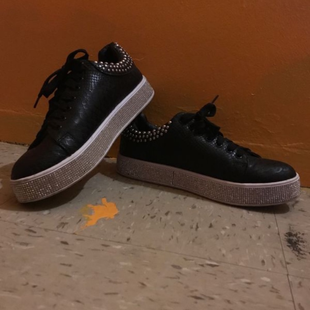 Women’s Shoes